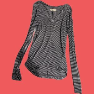 Long sleeve tee